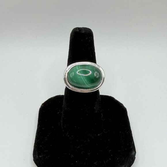 Vintage malachite sterling silver 925 Ring | Mercari 925 Sterling Silver Malachite Ring Size 7 – 9.52g
